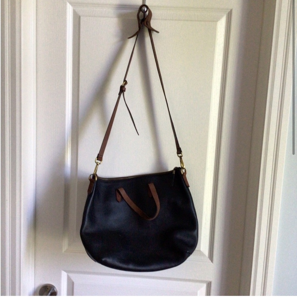 Madewell Women's The Zip-Top Transport Carryall in black brown trim leather